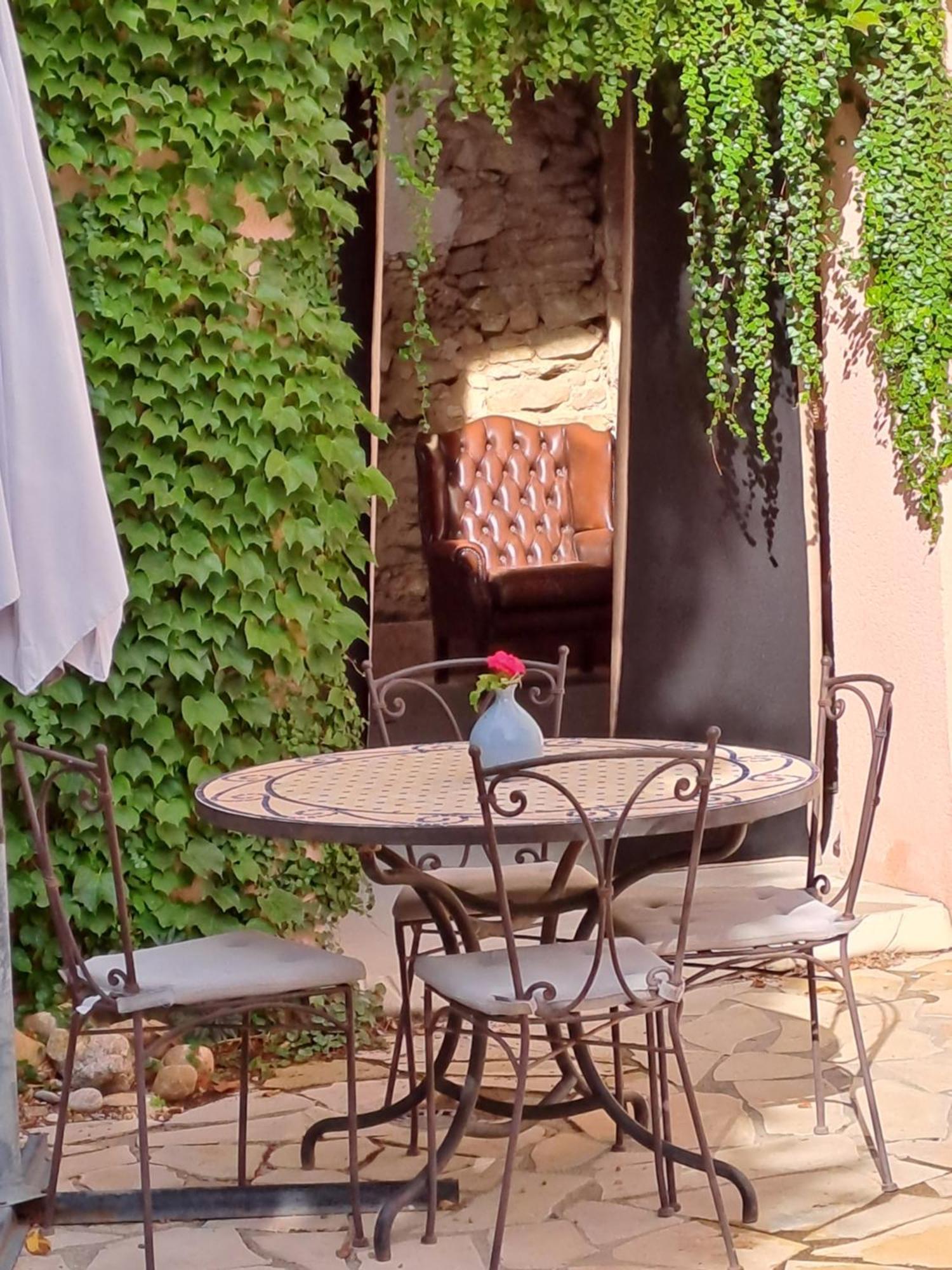 La Maisonnette Avec Spa Et Piscine Villa Sainte-Valiere Bagian luar foto